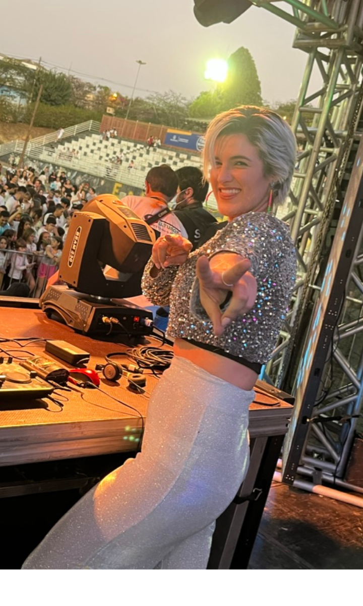 Dj Desirée